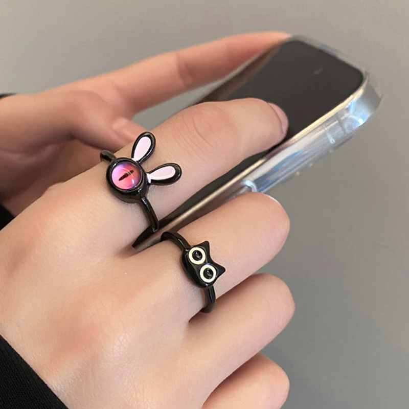 

New Cute Pink Monster Cat Rabbit Rings Women Fashion Mysterious Cat Eyes Open Couple Ring Wedding Finger Accessories Jewelry