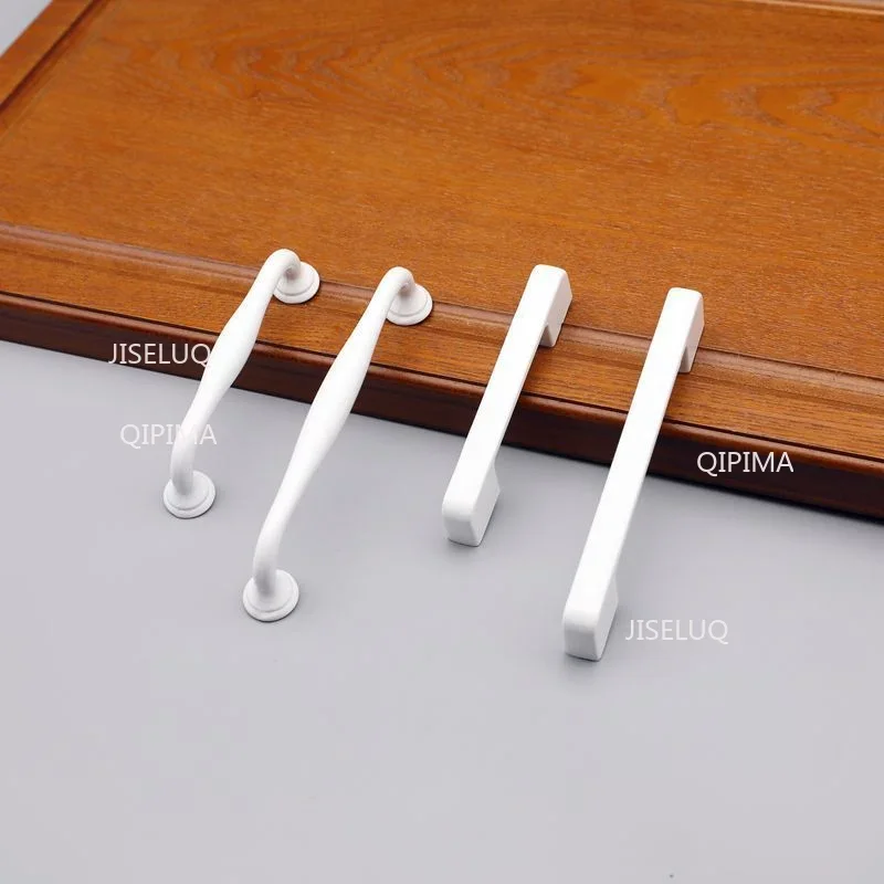 Металлические ручки для шкафов