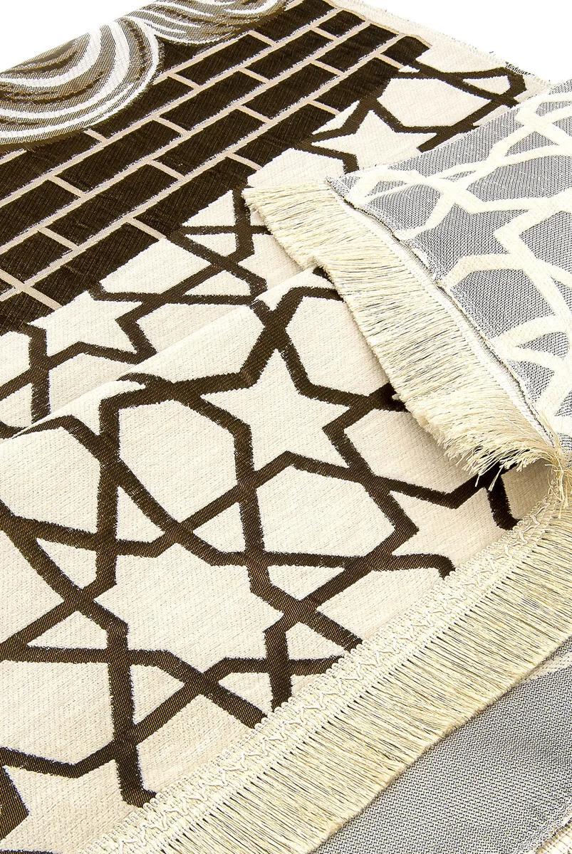 IQRAH Ultra Luxury Pendant Lamp Kaaba Cover Multimodal Cream Chenille Prayer Mat 12