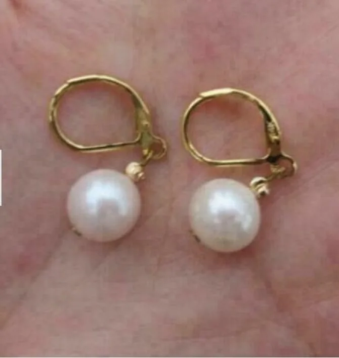 

Натуральная белая экокожа Akoya ручной работы 10-11 мм