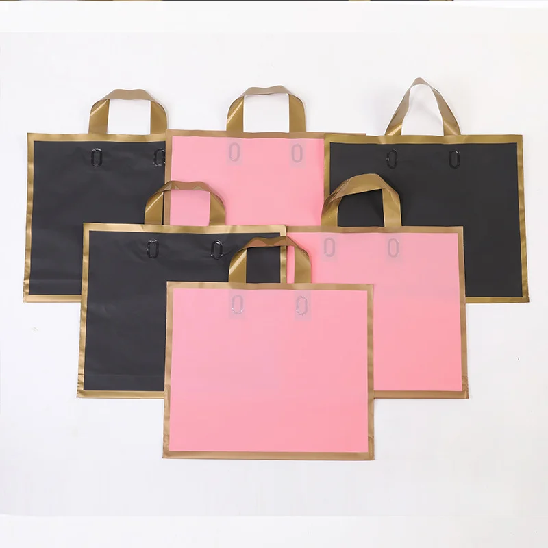 Фото 30/50/100 pieces customized logo shopping bags with handles plastic gift bags wedding party clothing store event packaging bags №5