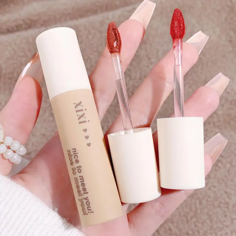 

Matte Plain Lipstick Foggy Surface Velvet Lipstick Non-stick Cup Labial Glaze Lips Makeup Do Not Fade