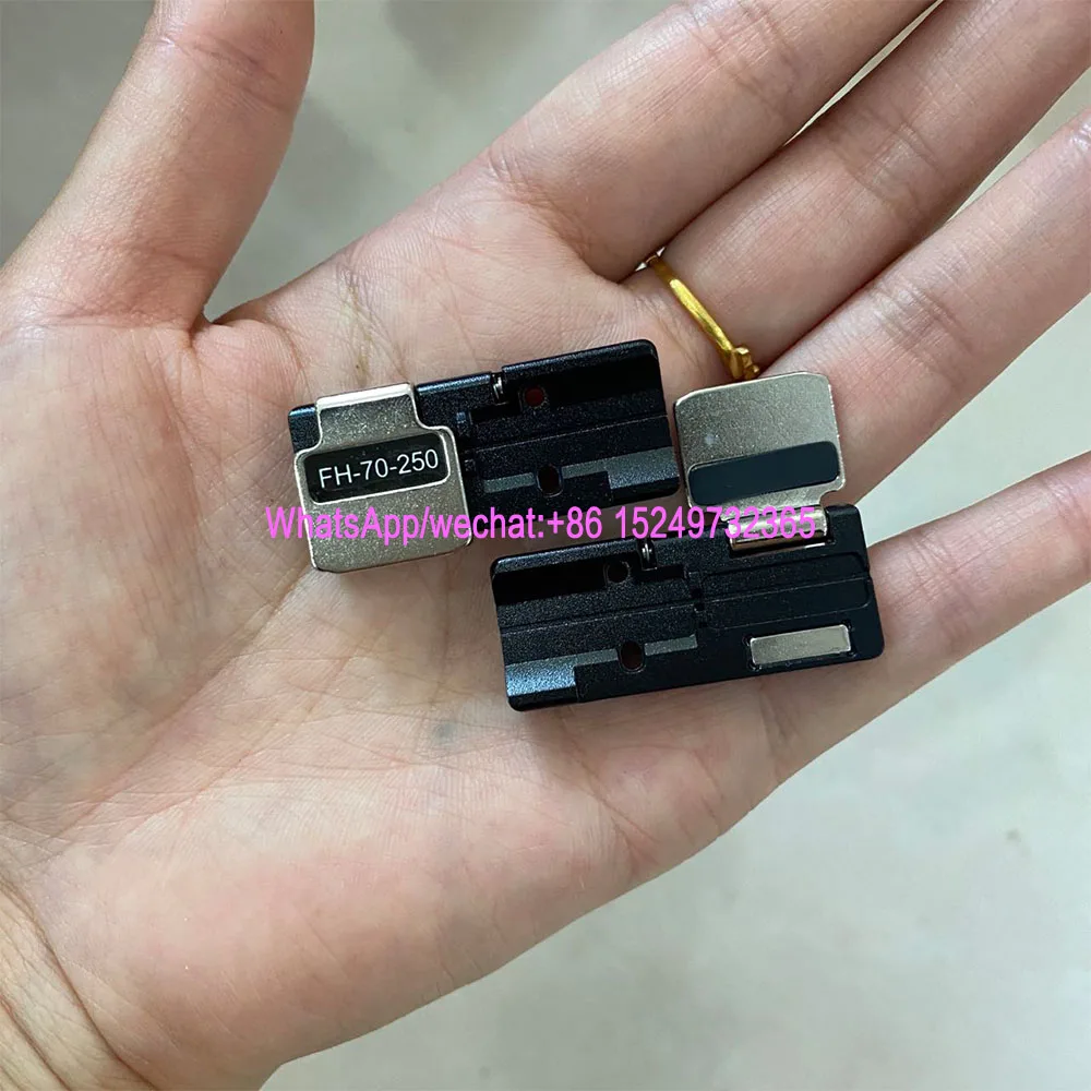 1 Pair FH-70-250 Optic Fiber Fusion Splicers Single Core Bare Fiber Clamps Fiber Holder FSM-70R/70R+/19R+/12R/19S/80S/80S+/70S