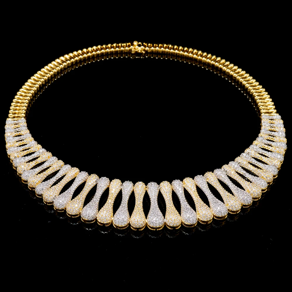 

Комплект из колье и серёг, с фианитом