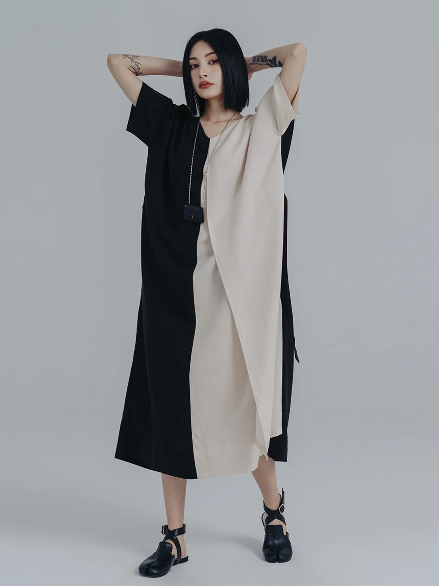 

SuperAen 2022 Summer SIMPLE BLACK Color Matching Medium-length on Both Sides New V Neck A Line Dresses Women