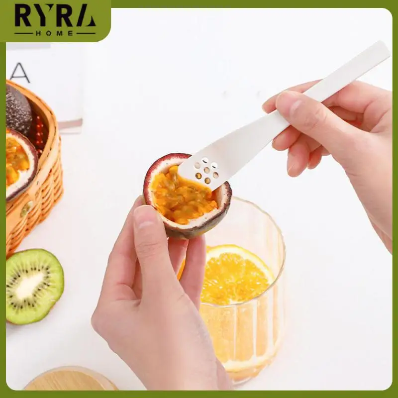 

With Drain Holes Meat Digging Artifact Peel And Do It With A Small Spoon Digging A Spoon Control Meat Take Seeds Kitchen Tools