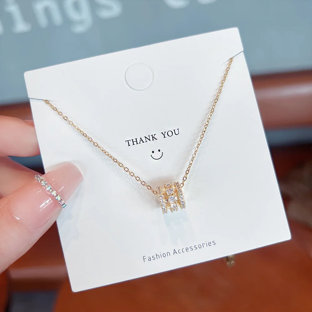 

Niche design sense small waist titanium steel non-fading necklace light luxury temperament high-end collarbone chain net red fem