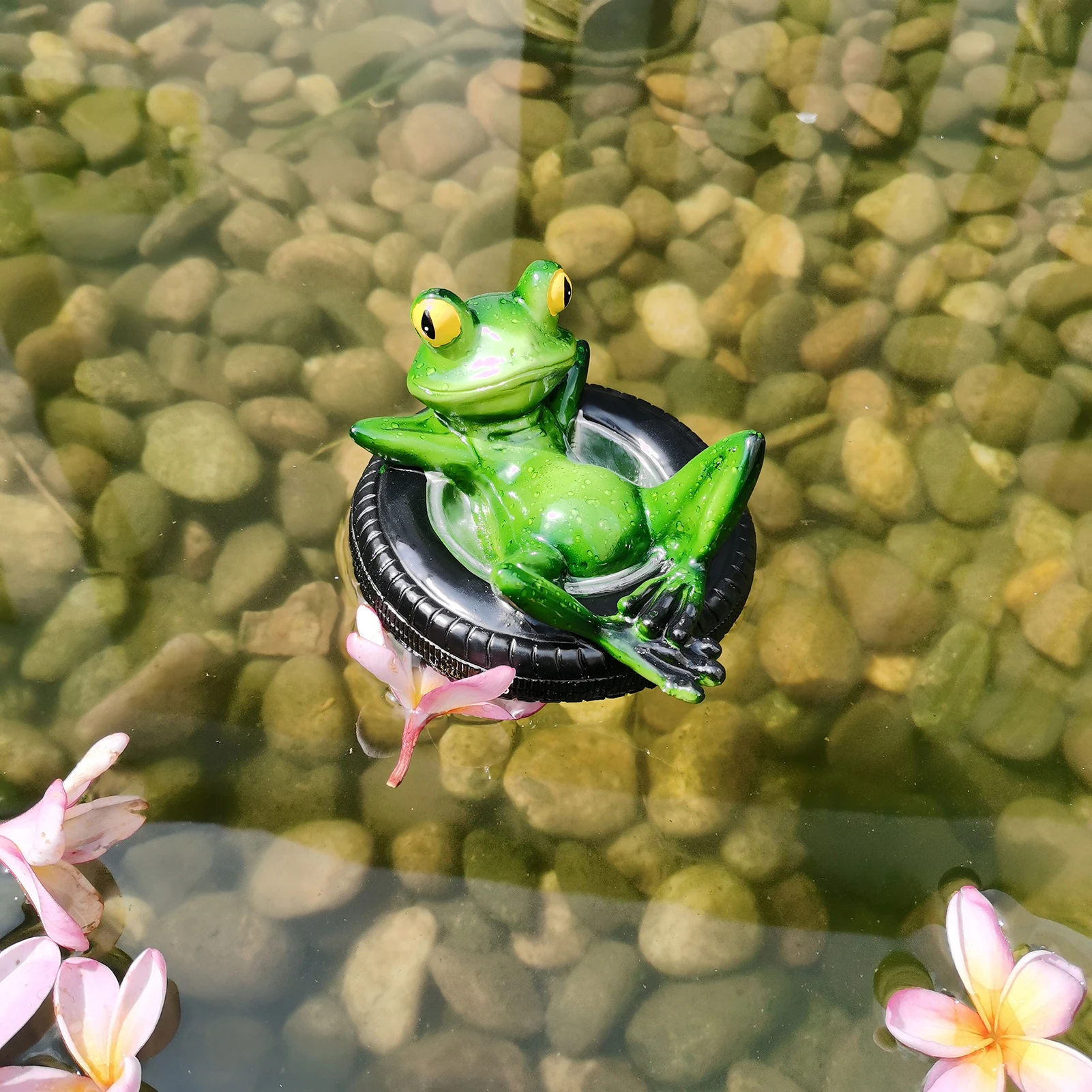 

Garden Pond Decor Floating Frog Pond Decor Pond Accessories Resin Frog Statues Yard Pond Floating Decor Desktop Frog Ornament