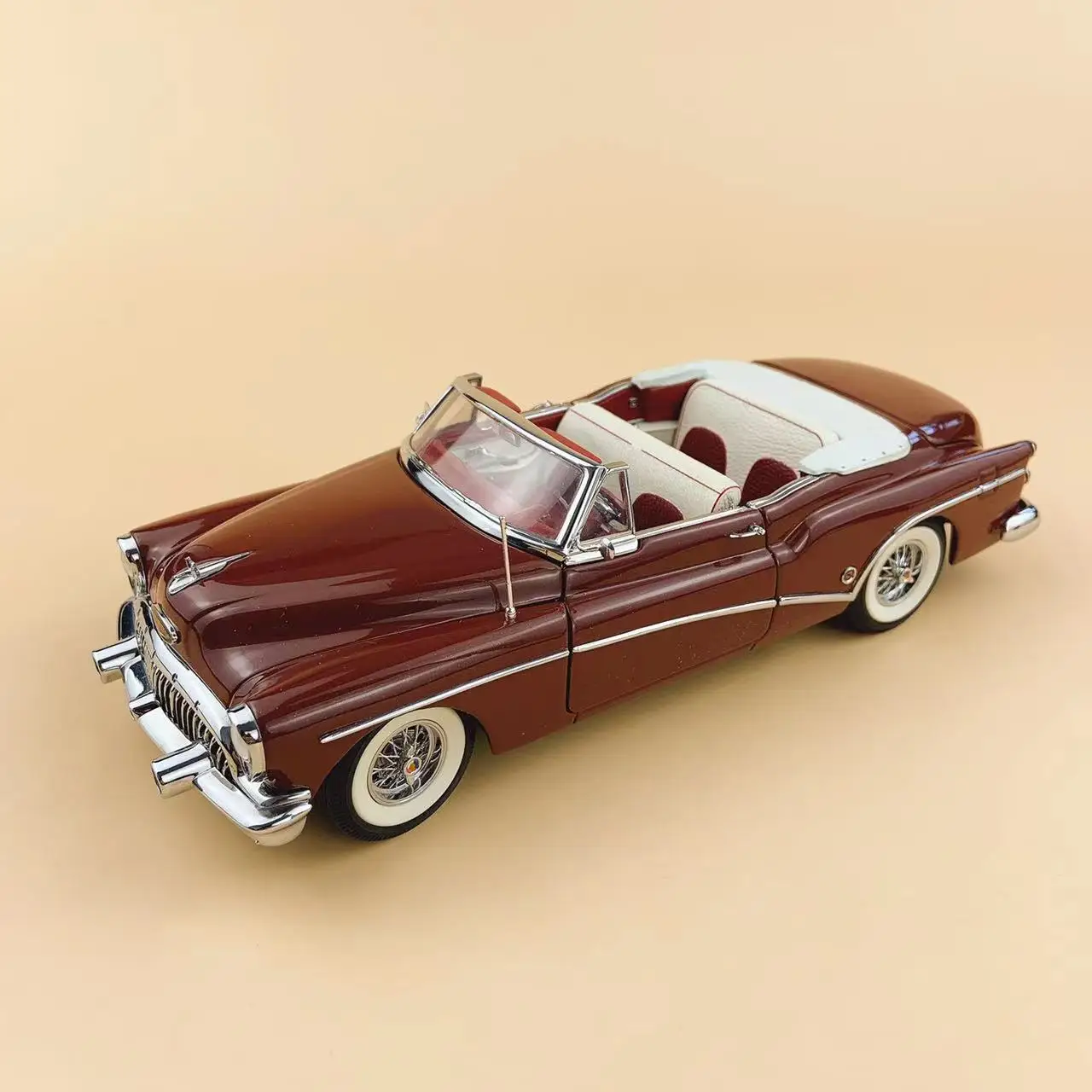 

MBI 1:24 For Skylark 1953 Vintage Car Alloy Full Open Limited Edition Simulation Metal Static Car Model Toys Gift
