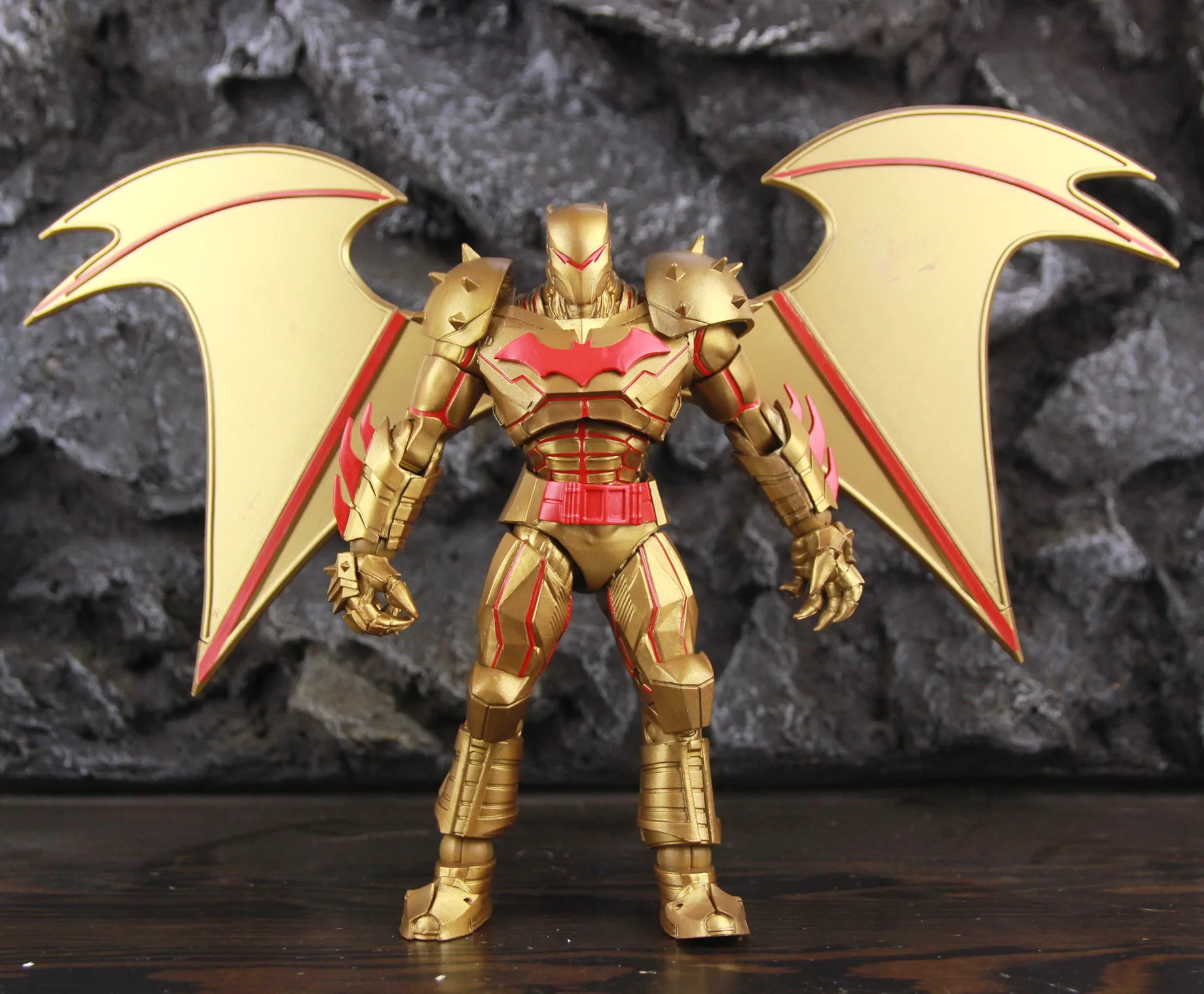 Цена DC Multiverse Darkseid бронированная летучая мышь Золотая супер незаточенная летучая мышь ароматный человек Темный отец Демон 7 дюймов экшн-фигурка и... Дешево DC Multiverse Darkseid бронированная летучая мышь Золотая супер незаточенная летучая мышь ароматный человек Темный отец Демон 7 дюймов экшн-фигурка и...