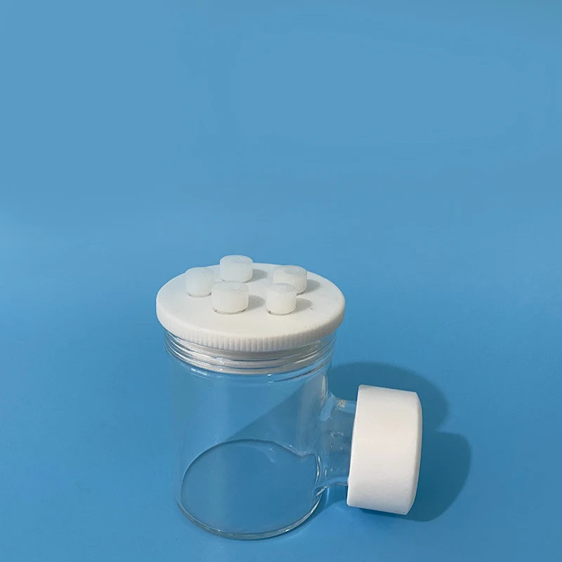 Кварцевый конденсатор K040-S 24 мм