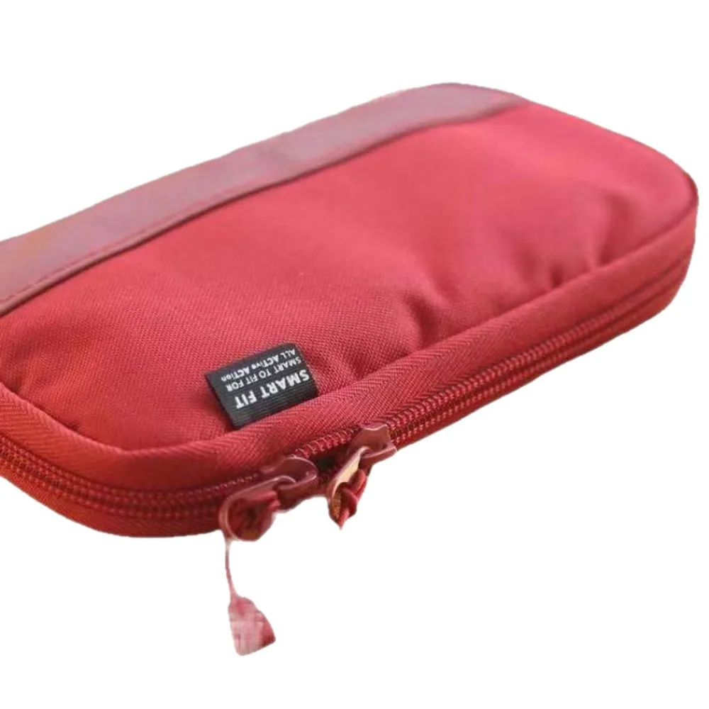 

Красный тканевый пенал Pencil Case