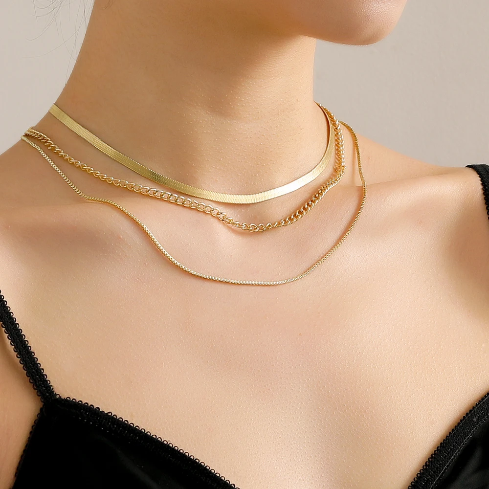

Lost Lady New Creative Three Layer Ladies Chain Necklace Premium Sensation Niche Design Temperament Girls Birthday Gift