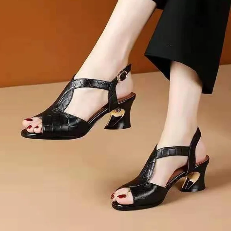 

Women's Peep Toe Chunky Heel Shoes 2023 Summer Vintage High Heel Sandals for Women Dress Office Ladies T-strap Heeled Shoes