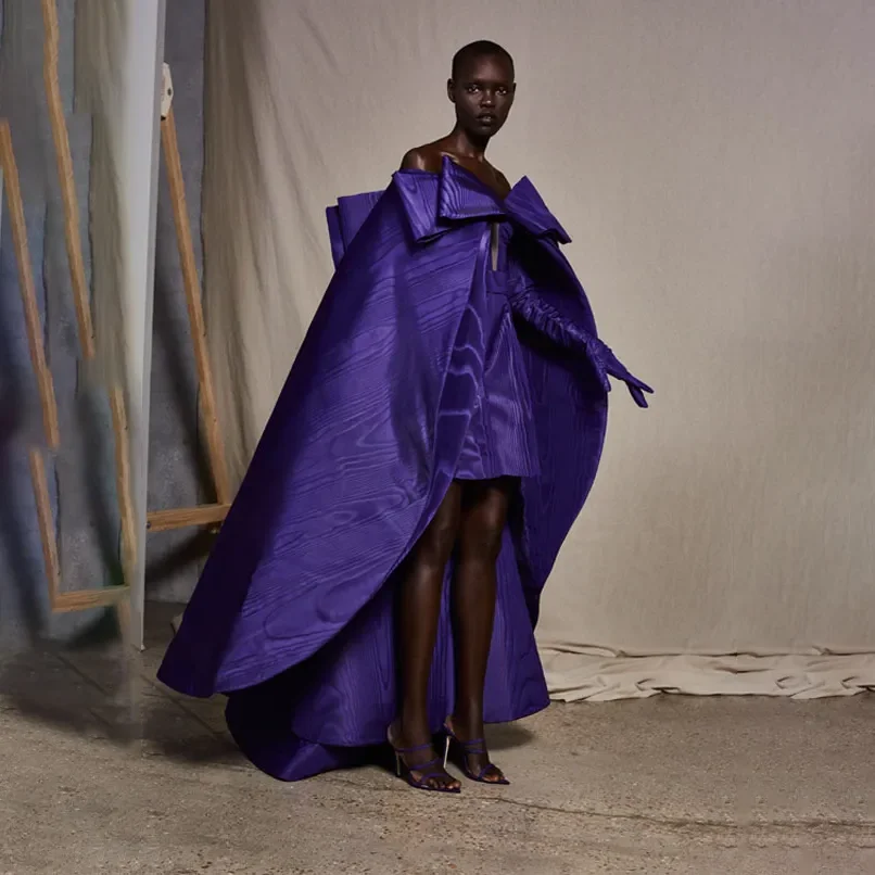 Женское атласное платье до пола простое ТРАПЕЦИЕВИДНОЕ для выпускного вечера