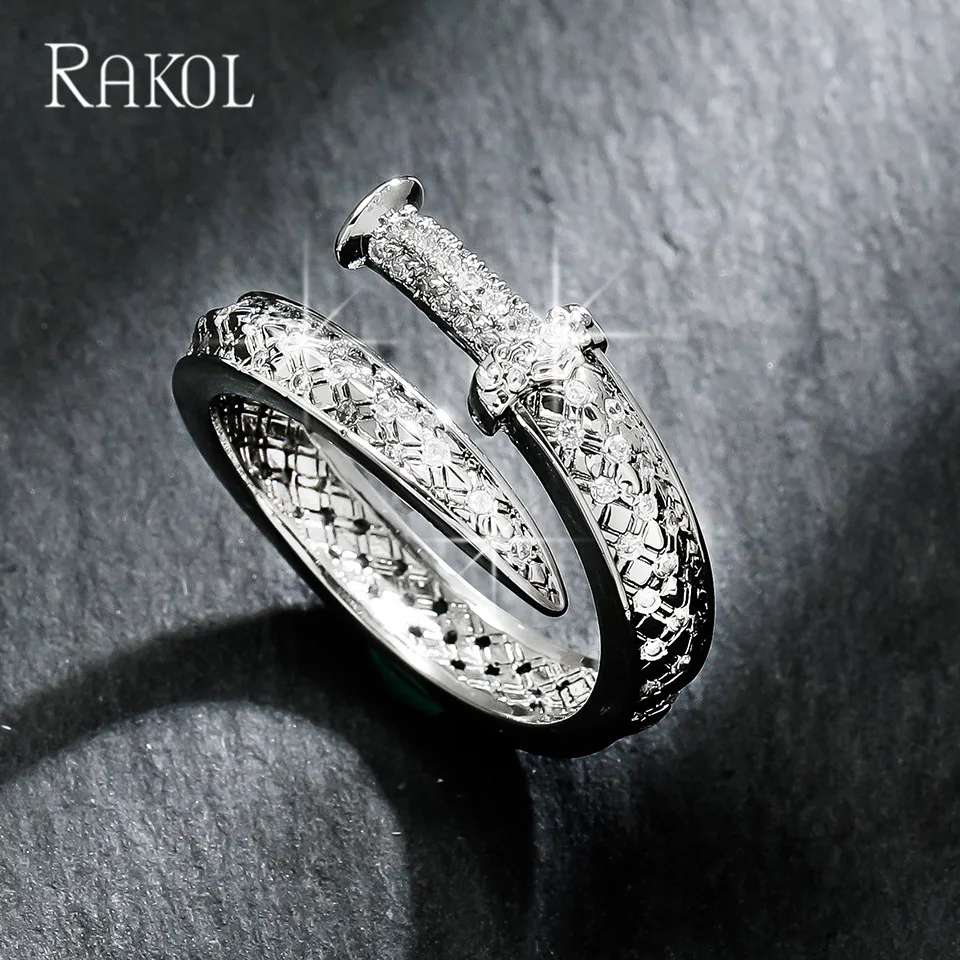 Rakol New Iced Out Bling CZ Кольцо с мечом правосудия серебряного цвета кубическим цирконием