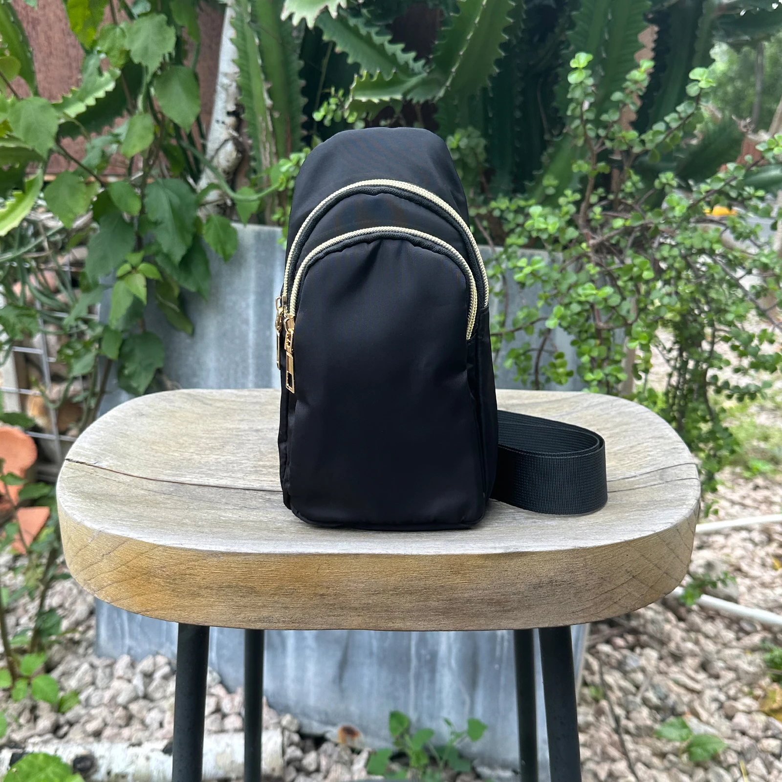 Solid Color Nylon Sling Bags Women Luxury Designer Simple Versatile Crossbody Chest Bag Ladies Casual Fashion Fanny Pack Domil