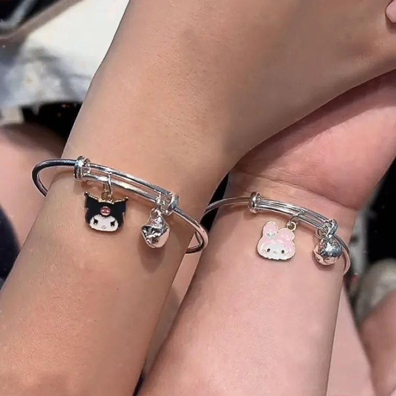 

Sanrio Bracelet Cartoon Jewelry for Women Girlfriends Couple Bracelets Cinnamon Dog Kuromi The Bell Ins Wristband Hello Kitty
