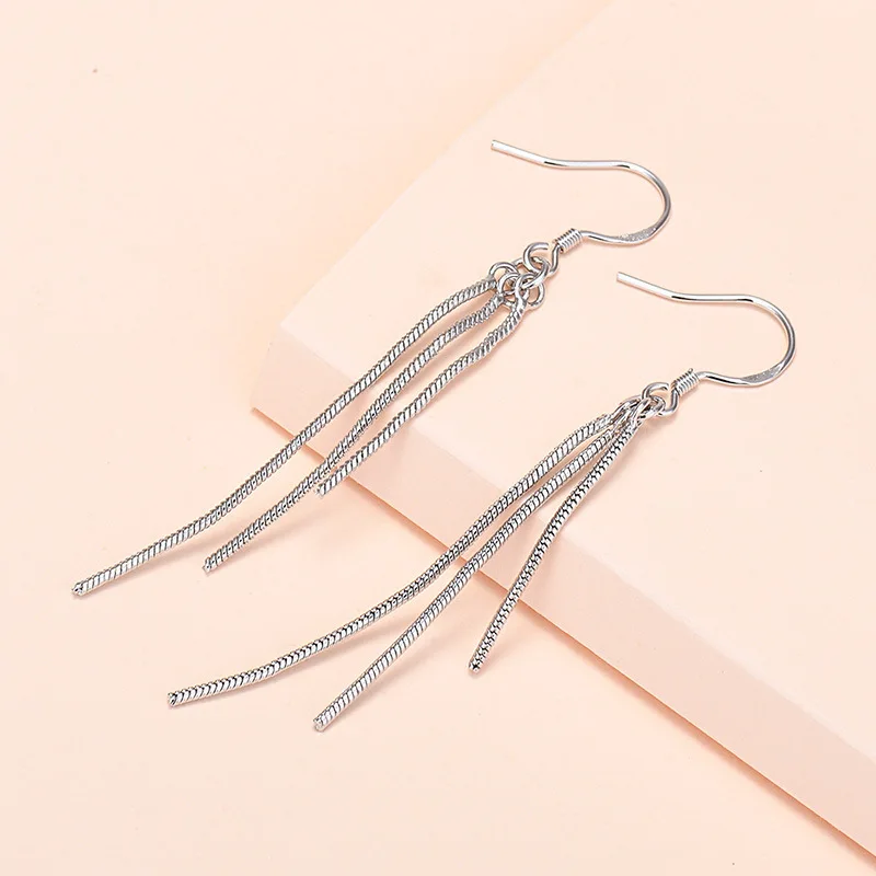 

New 2022 Designer Handmade Earrings With Long Fringe Earrings