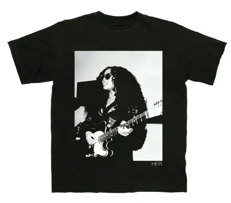 Футболка с длинным или коротким рукавом H E R