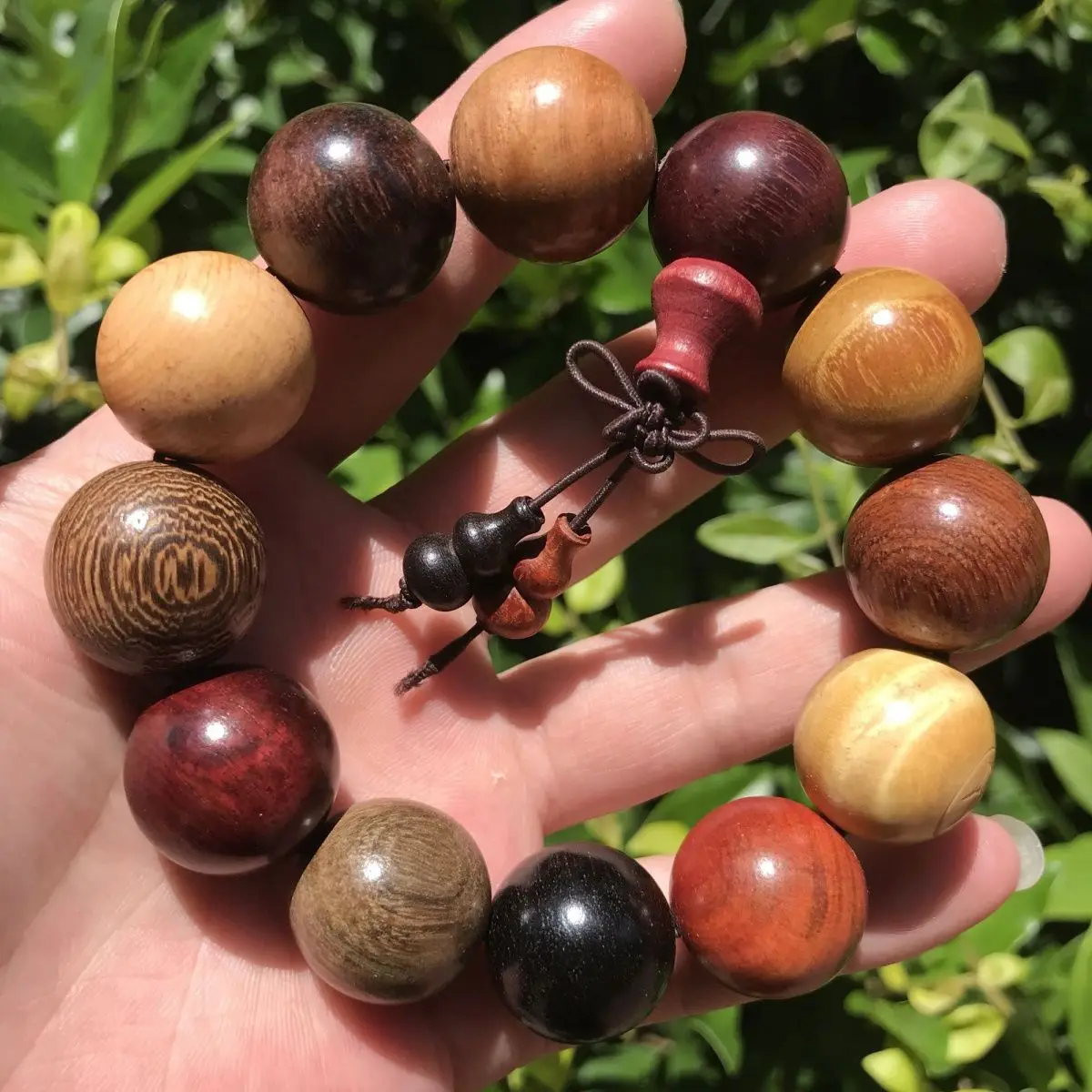 108pcs Duobao Sandalwood Prayer Beads Bracelet for Men and Women Crafts Ornament Rosary Bracelet Sandalwood Gear Beads