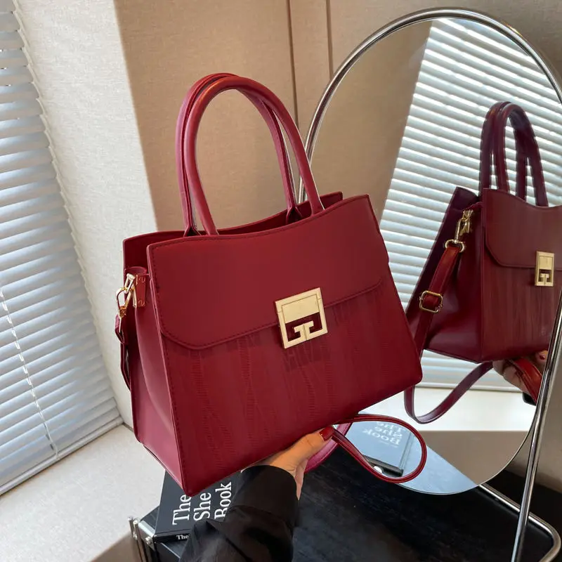 

Элегантная Свадебная красная Сумка, новинка 2023, вместительная сумочка для женщин, милая универсальная Осенняя Сумка через плечо из ПУ кожи, Сумка