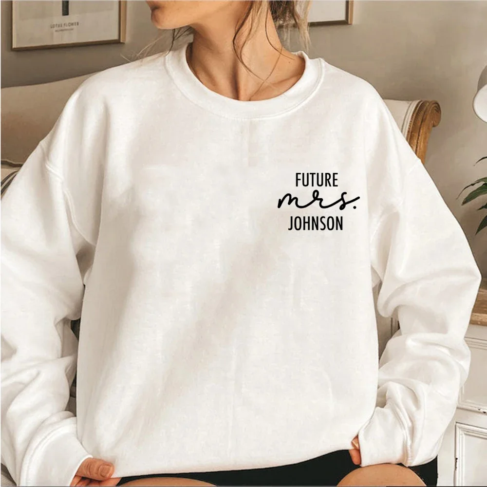 

Женский свитшот с надписью «Mrs To Be Gift»