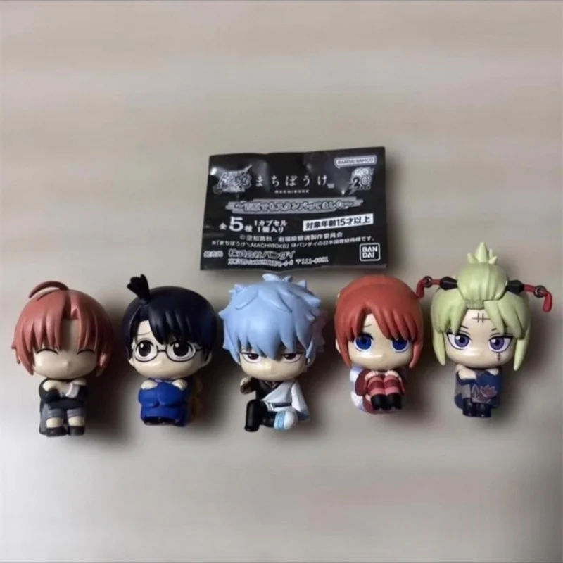 Фото Коллекционная фигурка Bandai Gashapon Gintama: Ёшивара Энджо, Саката Гинтоки, Кагура, Камуи — сидящие, ожидающие, настольное украшение №3