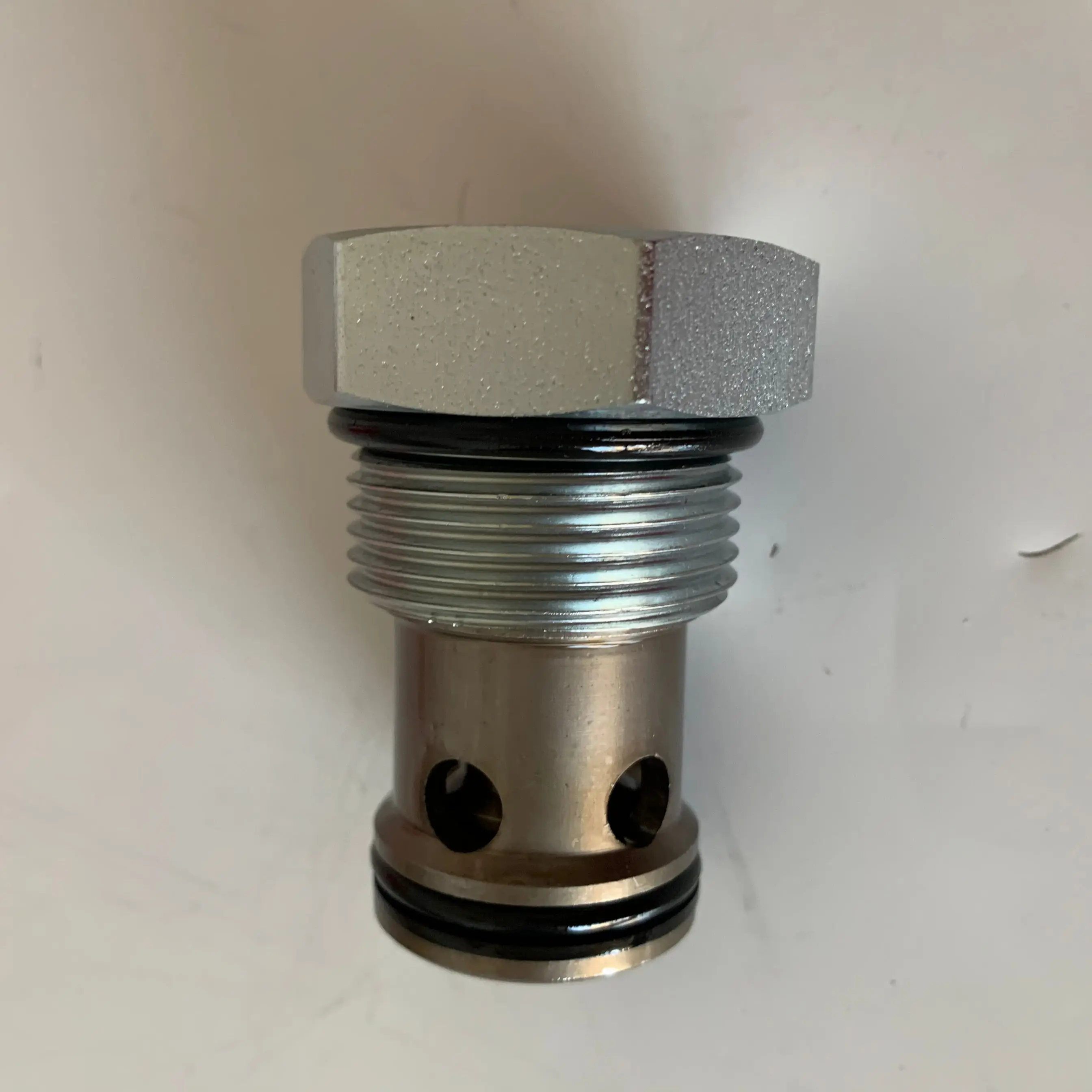 Фото Обратные клапаны CV16-20-0-N-05, CV16-20-0-N-15, CV16-20-0-N-25, CV16-20-0-N-60, CV16-20-0-N-100 для инженерной техники №1