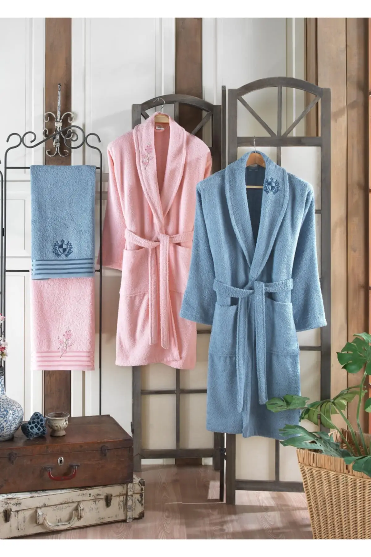 

Халат и полотенце, комплект из 4 предметов