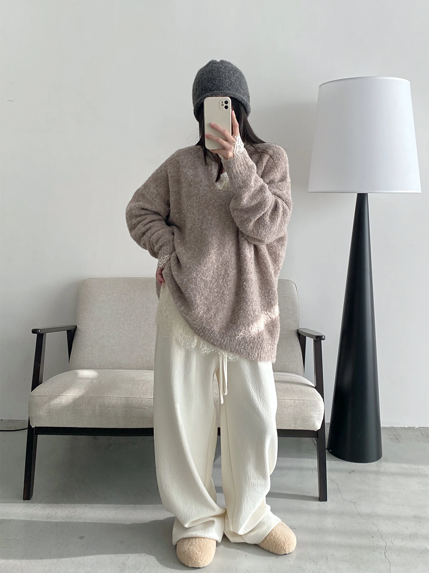 Sun Pomelo Большие размеры Chubby Маленький мягкий свитер с v-образным вырезом Huhoo Base Top Idle