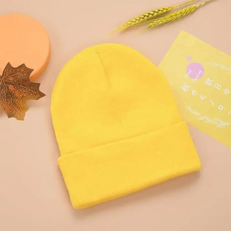 Трикотажные головные уборы с героями мультфильма Миньоны