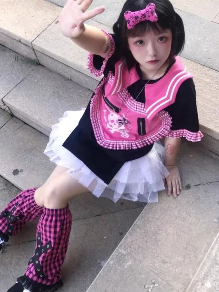 

Женская футболка в стиле Харадзюку, черная клетчатая футболка в стиле панк, с оборками и принтом черепа, Y2k, уличная одежда, лето 2023