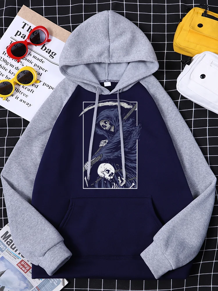 

Reaper Death Scythe Chain Skull Rock High Street Printed Women Raglan Hoody Loose Creativity Fashion Tops Soft Hoodies For Women