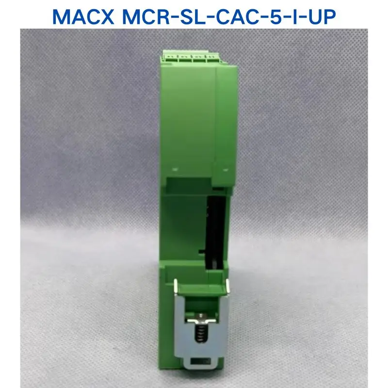 Б/у тест ОК PHOENIX изолятор MACX MCR-SL-CAC-5-I-UP