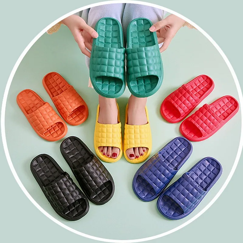 Женские Простые черные белые Нескользящие шлепанцы на платформе |