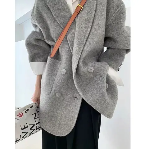 Женское шерстяное пальто Sherhure