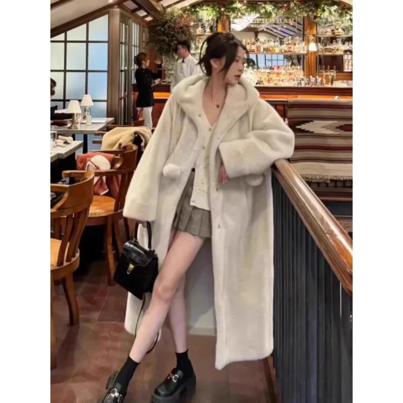 2024 осенне-зимнее новое белое шерстяное пальто женское корейское маленькое