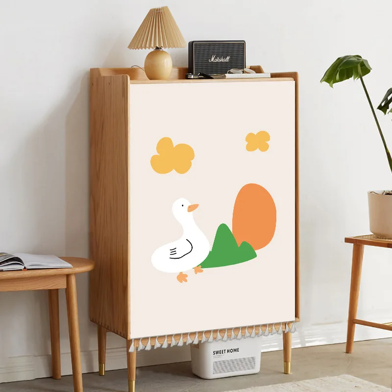 

Полиэстеровые шторы для шкафа