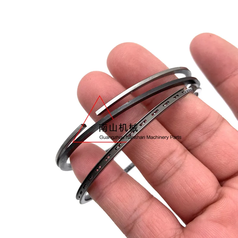 Рисунок 4 - Аксессуары для экскаватора комплект