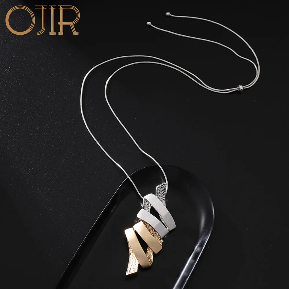 

Vintage Twisted Hollow Out Necklace for Women Korean Fashion Long Chains New in Suspension Pendants Gothic Jewelry Dropshipping