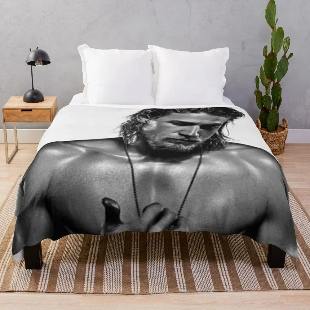 Плед Charlie Hunnam из флиса