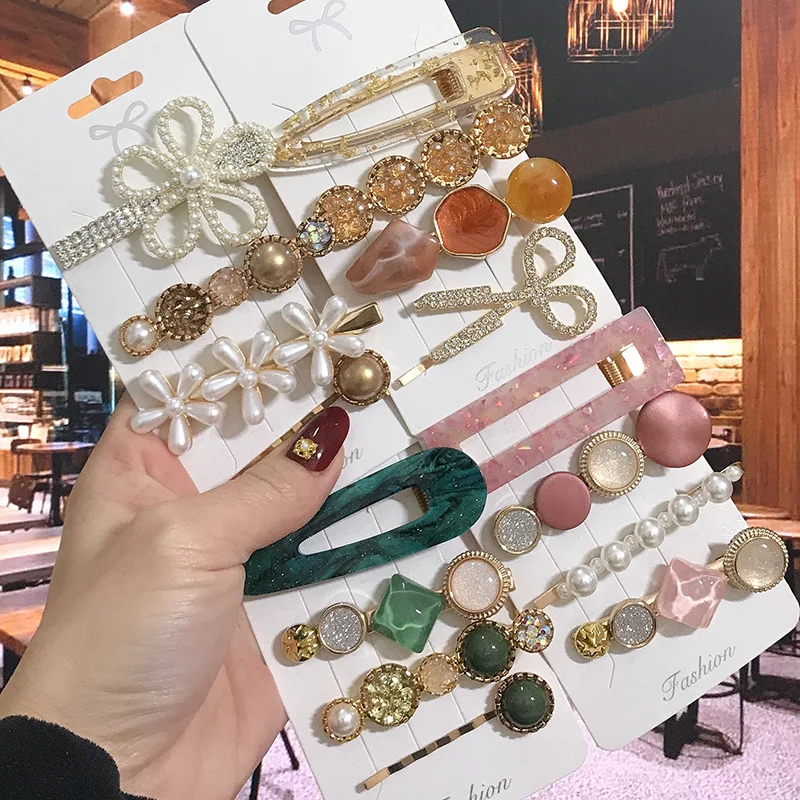 

Заколки для волос с жемчугом и кристаллами женские, корейские Модные Акриловые шпильки для волос с цветами, аксессуары для волос, 1 комплект,...