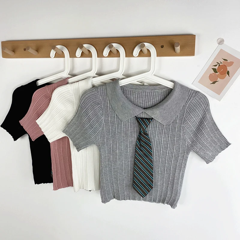 

Itoolin Women shirts 2022 Summer Knitted Polo Shirts V-Neck Short Sleeve Casual Peter Pan Collar Crop Tops For Women Summer