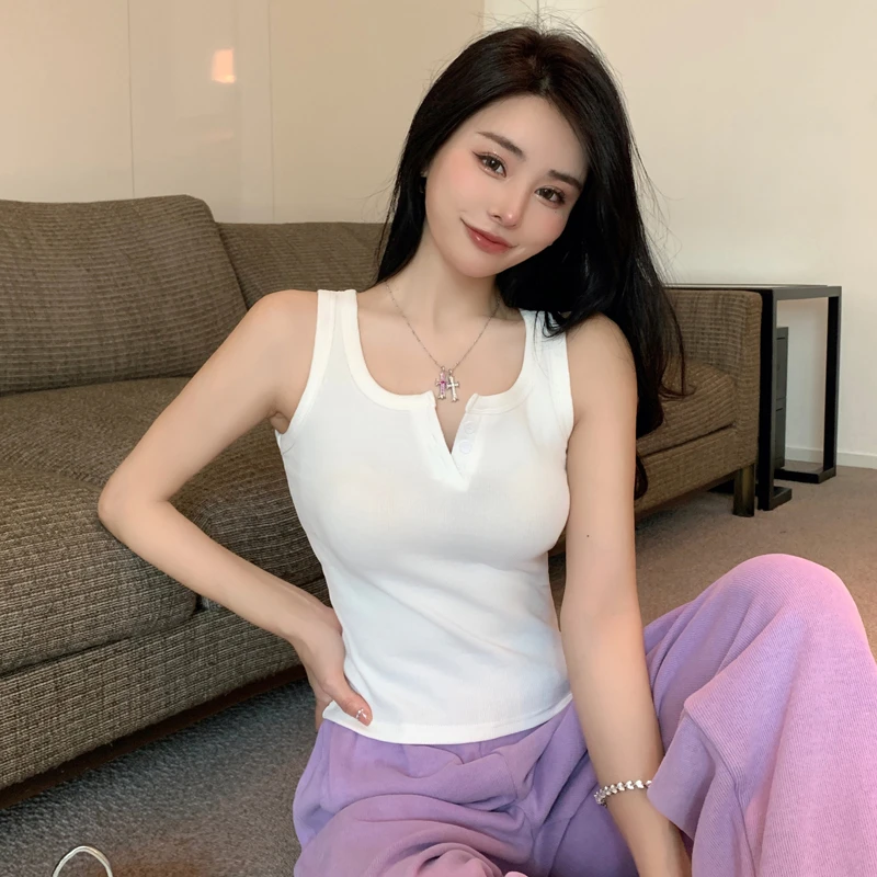 

Thread knitted Camisole for women with pure sleeveless blouse