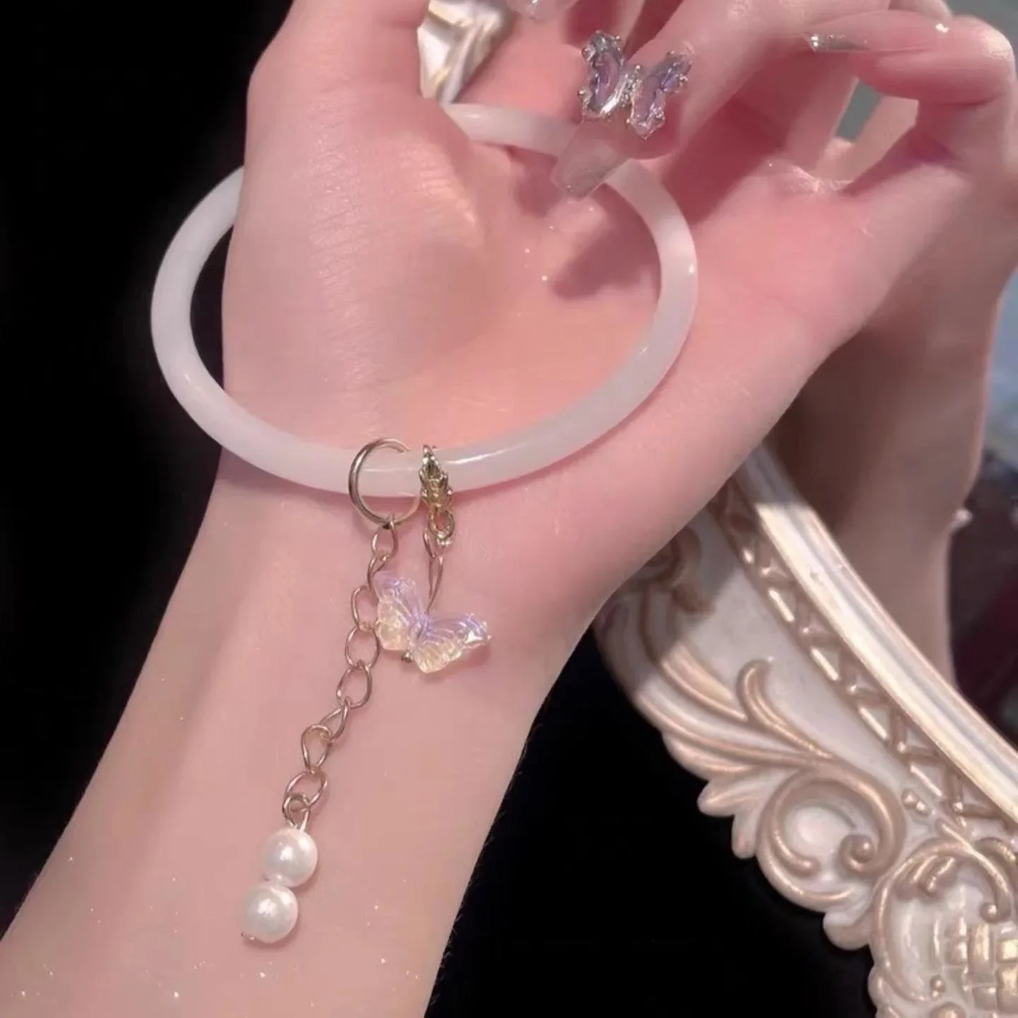 Нежные нишевые украшения для рук женщин на запястье с мягким нефритом как звук и