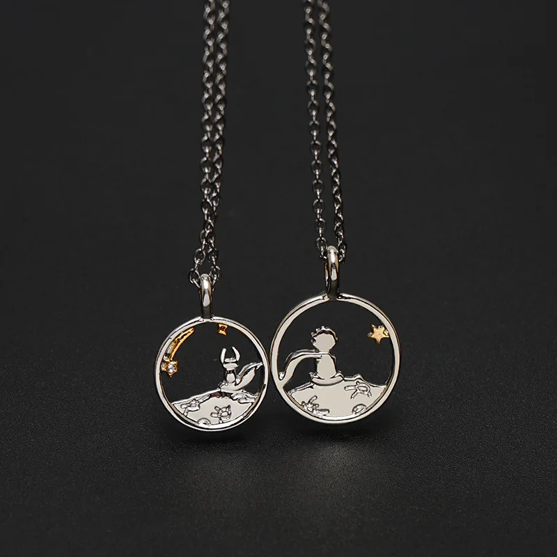 

Little Fox and little Prince fashion temperament titanium steel two-color couple necklace clavicle chain female 1$ free postage