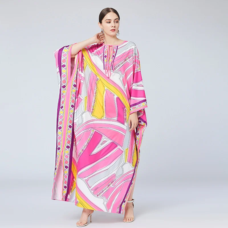 

Женское шелковое платье-макси с длинным рукавом и принтом