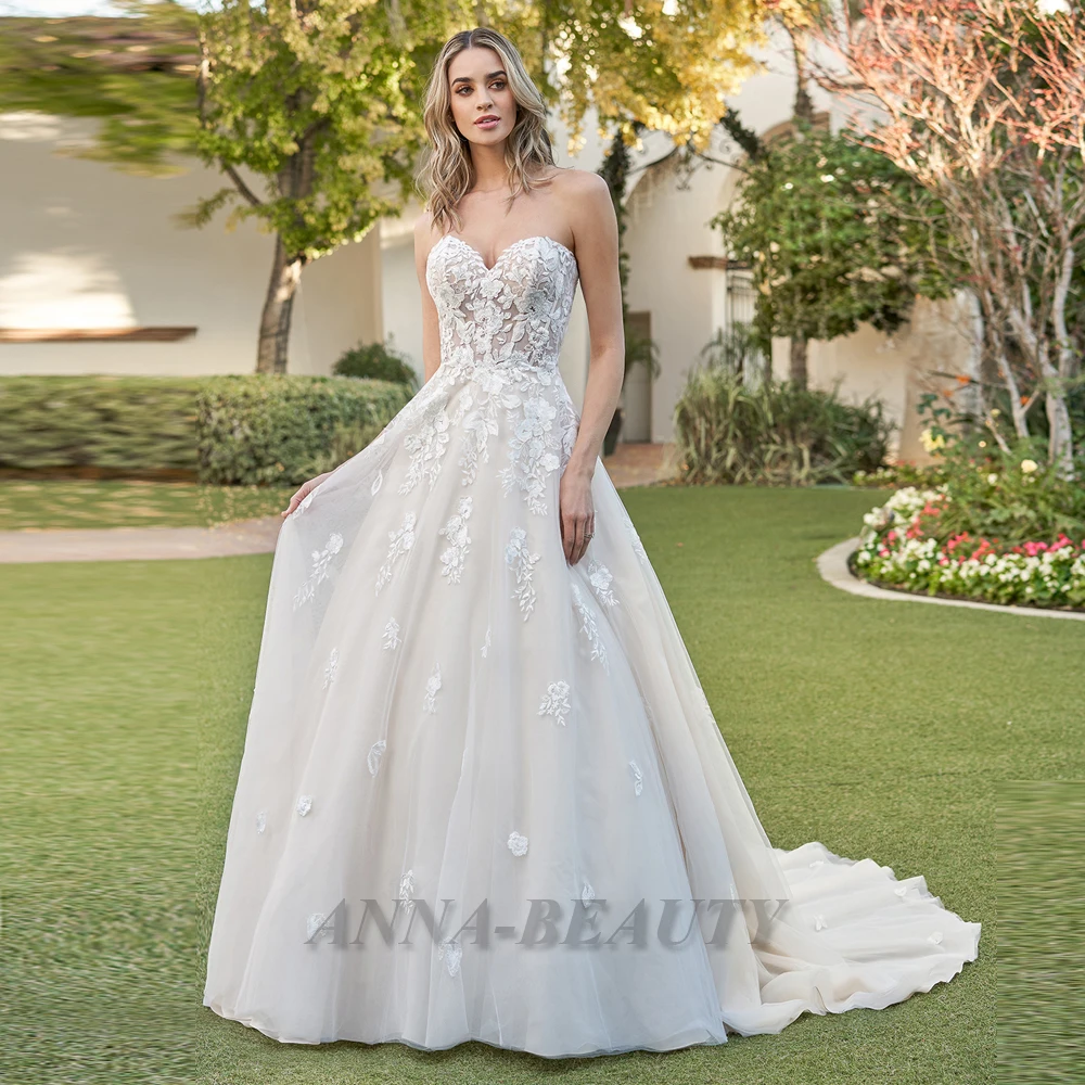 

Anna Classic Sweetheart Wedding Dress for Bride A Line Tulle Appliques Sleeveless Zipper with Button Sweep Train Made To Order