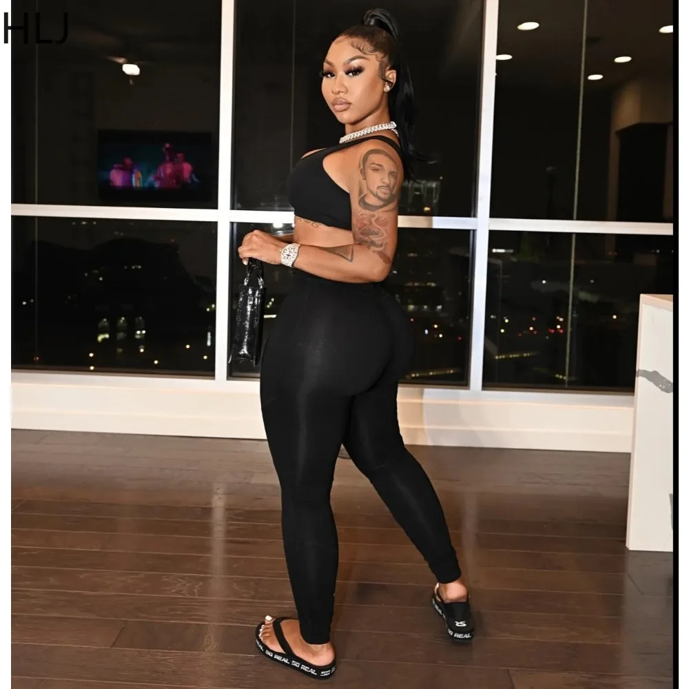 Рисунок 5 - Женский спортивный костюм HLJ